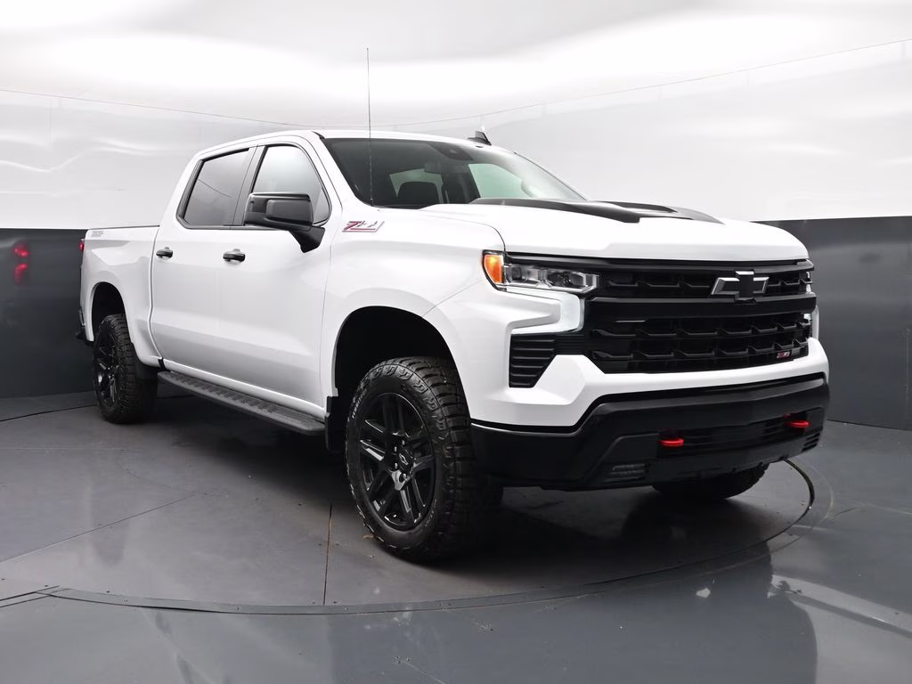 2026 Summit White Chevrolet Silverado 1500 LT Trail Boss 4X4 Truck