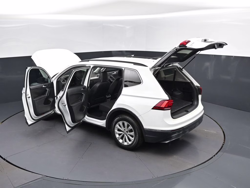 2018 Pure White Volkswagen Tiguan 2.0T SE FWD SUV