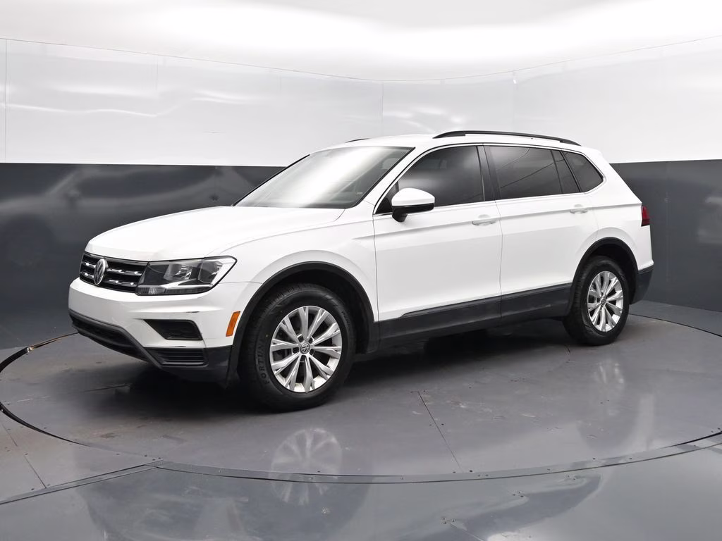2018 Pure White Volkswagen Tiguan 2.0T SE FWD SUV