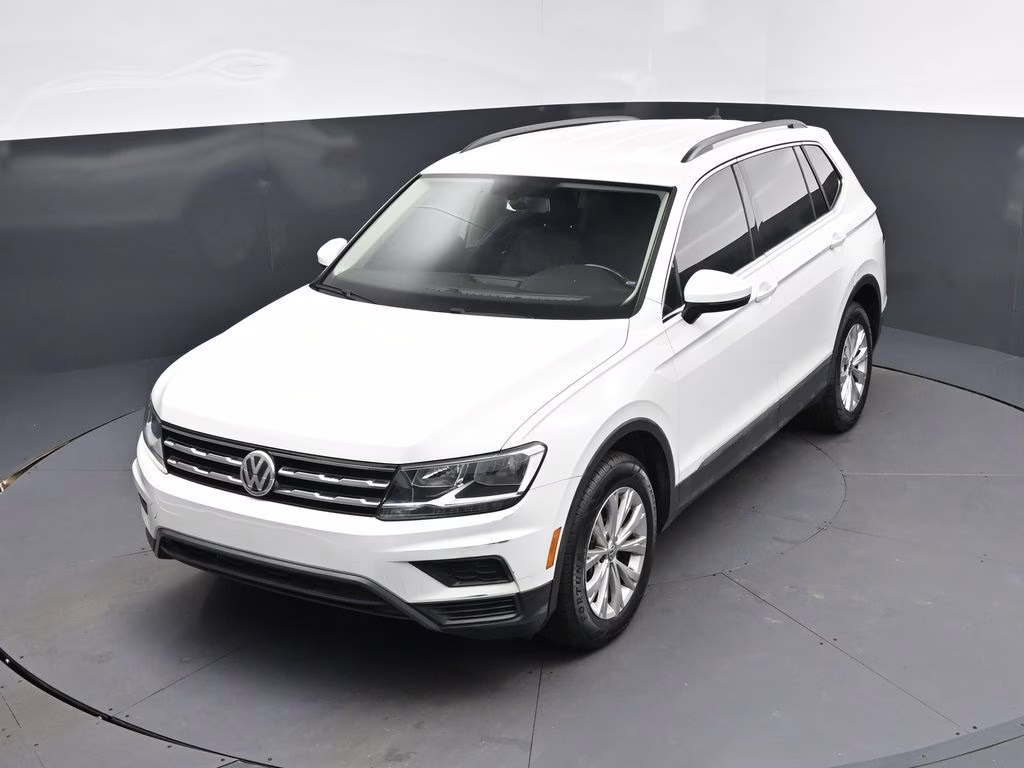 2018 Pure White Volkswagen Tiguan 2.0T SE FWD SUV