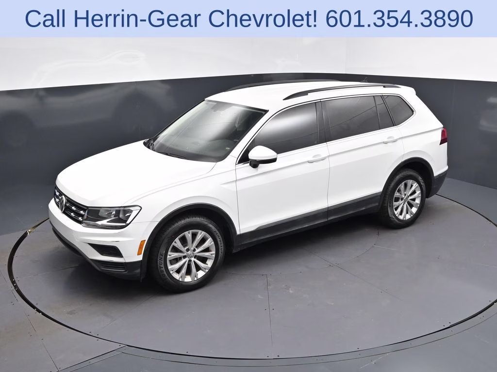 2018 Pure White Volkswagen Tiguan 2.0T SE FWD SUV