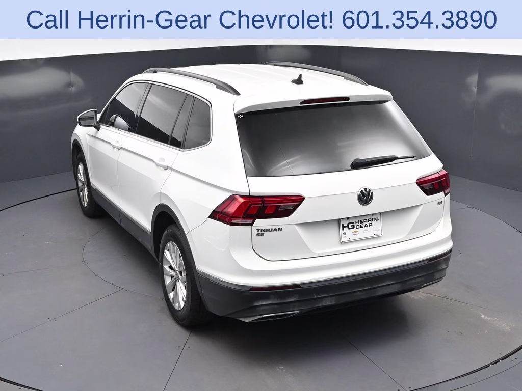 2018 Pure White Volkswagen Tiguan 2.0T SE FWD SUV