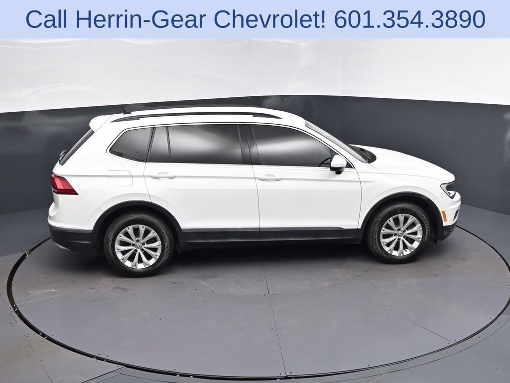 2018 Pure White Volkswagen Tiguan 2.0T SE FWD SUV