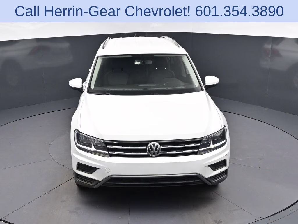 2018 Pure White Volkswagen Tiguan 2.0T SE FWD SUV
