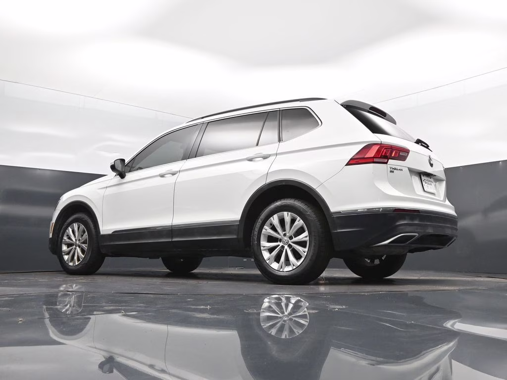 2018 Pure White Volkswagen Tiguan 2.0T SE FWD SUV