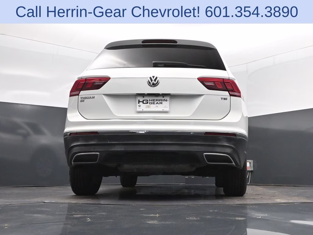 2018 Pure White Volkswagen Tiguan 2.0T SE FWD SUV