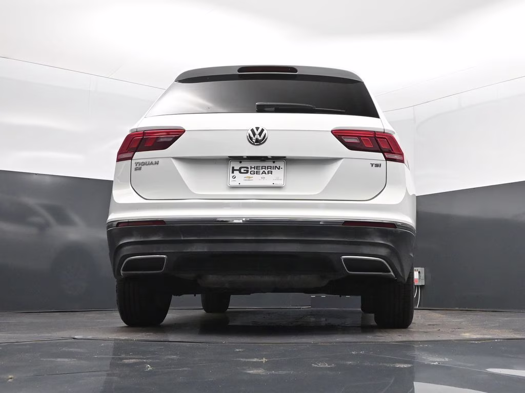 2018 Pure White Volkswagen Tiguan 2.0T SE FWD SUV