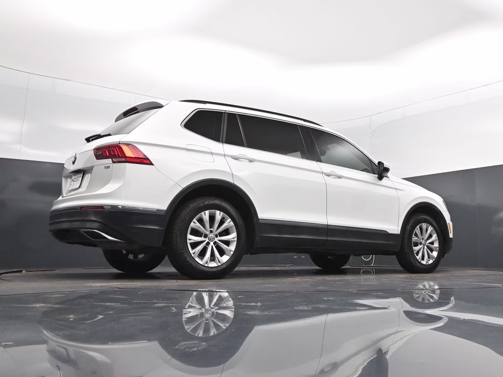 2018 Pure White Volkswagen Tiguan 2.0T SE FWD SUV