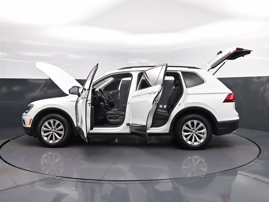 2018 Pure White Volkswagen Tiguan 2.0T SE FWD SUV