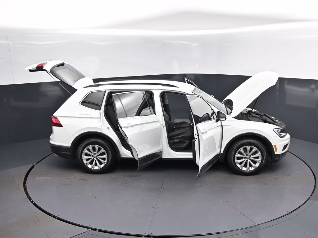 2018 Pure White Volkswagen Tiguan 2.0T SE FWD SUV