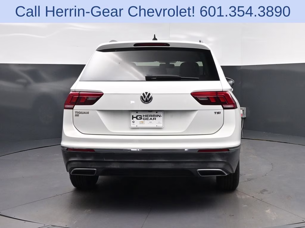 2018 Pure White Volkswagen Tiguan 2.0T SE FWD SUV