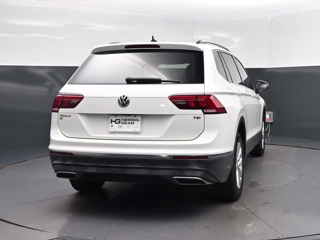 2018 Pure White Volkswagen Tiguan 2.0T SE FWD SUV
