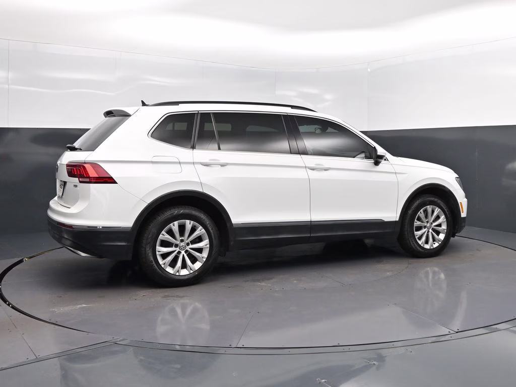 2018 Pure White Volkswagen Tiguan 2.0T SE FWD SUV