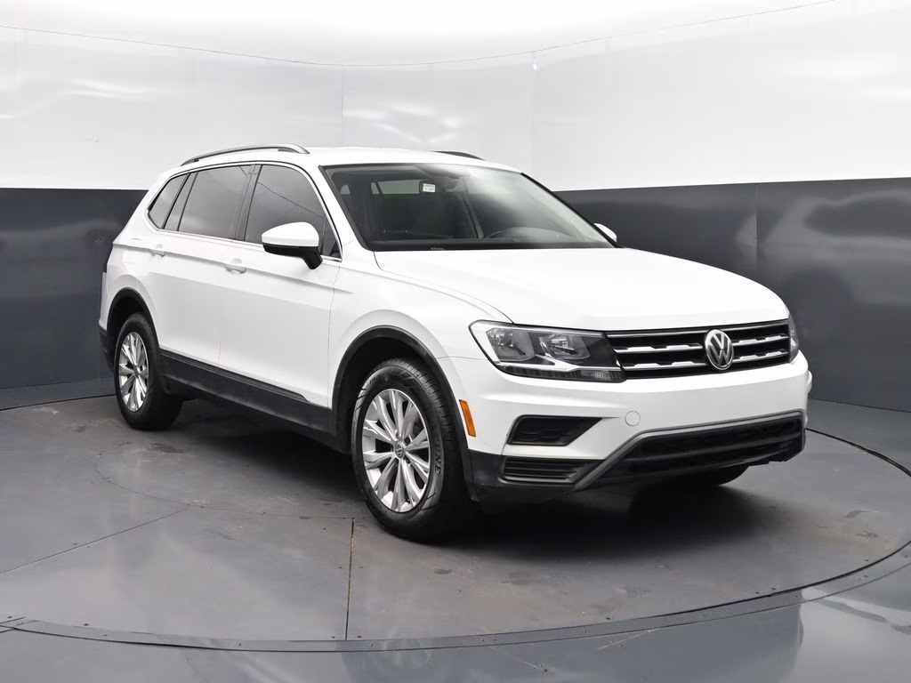 2018 Pure White Volkswagen Tiguan 2.0T SE FWD SUV