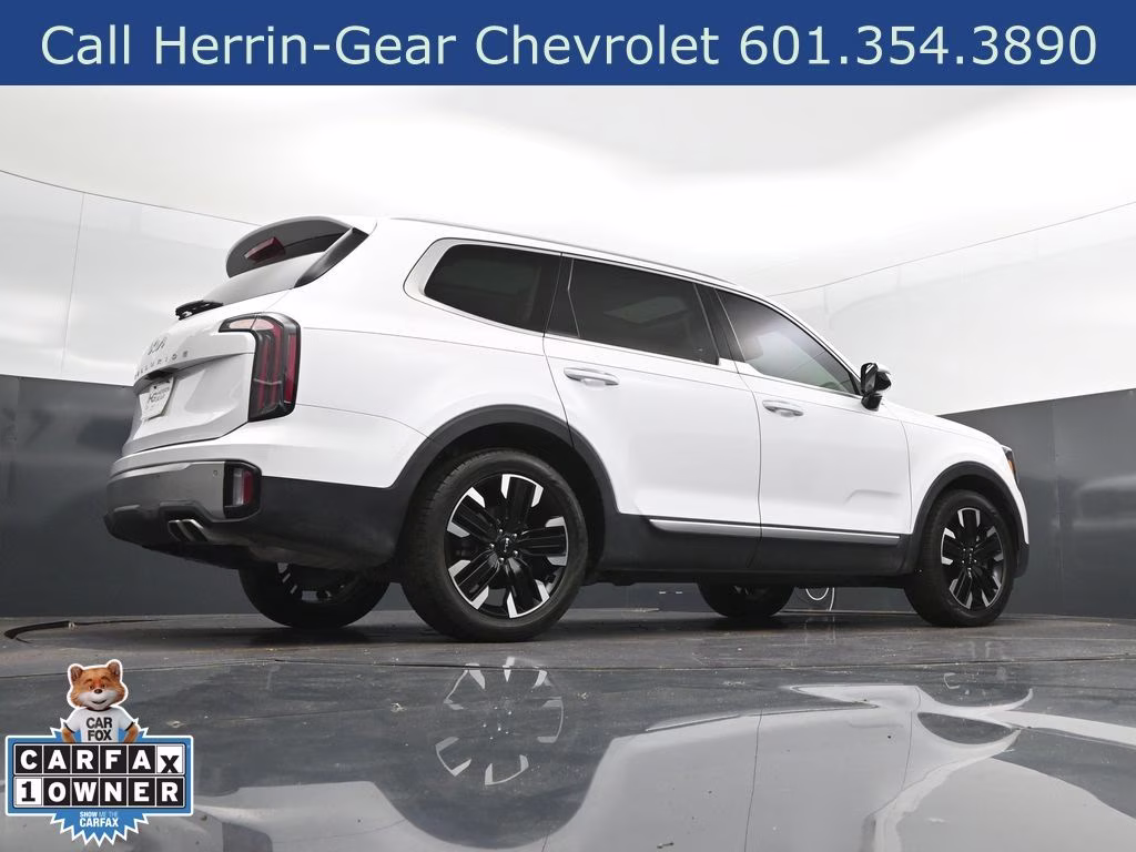 2023 White Pearl Kia Telluride SX FWD SUV