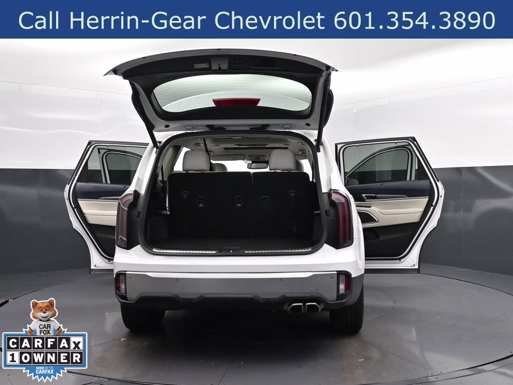 2023 White Pearl Kia Telluride SX FWD SUV