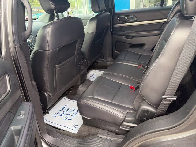 2018 Magnetic Ford Explorer XLT 4X4 SUV