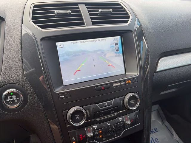 2018 Magnetic Ford Explorer XLT 4X4 SUV