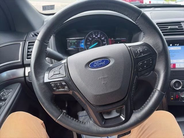 2018 Magnetic Ford Explorer XLT 4X4 SUV