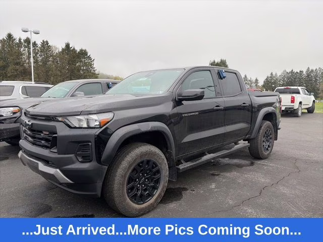 2024 Black Chevrolet Colorado Trail Boss 4X4 Truck