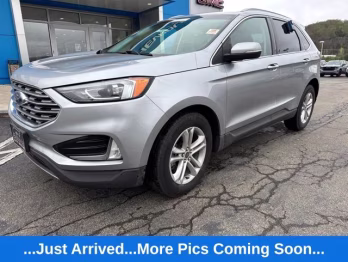 2020 Silver Metallic Ford Edge SEL AWD SUV