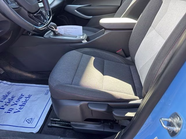 2024 Blue Chevrolet Trax 1RS FWD SUV