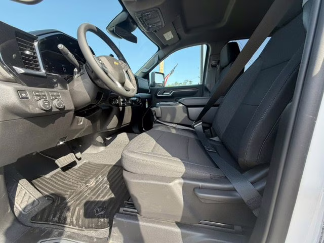 2026 Summit White Chevrolet Silverado 3500 HD Chassis Cab LT 4X4 Truck