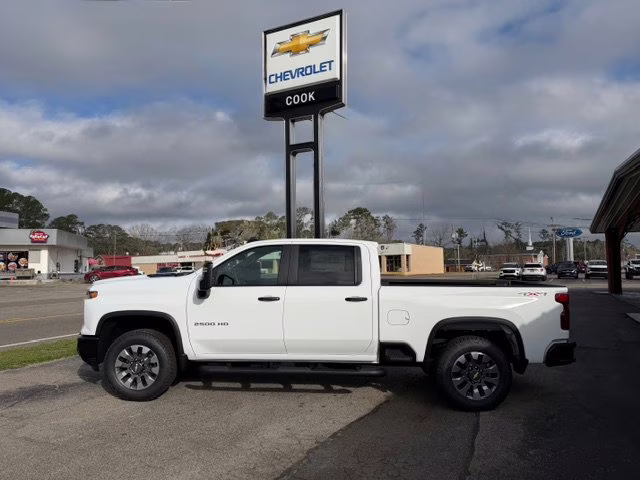 2026 Summit White Chevrolet Silverado 2500 HD Custom 4X4 Truck