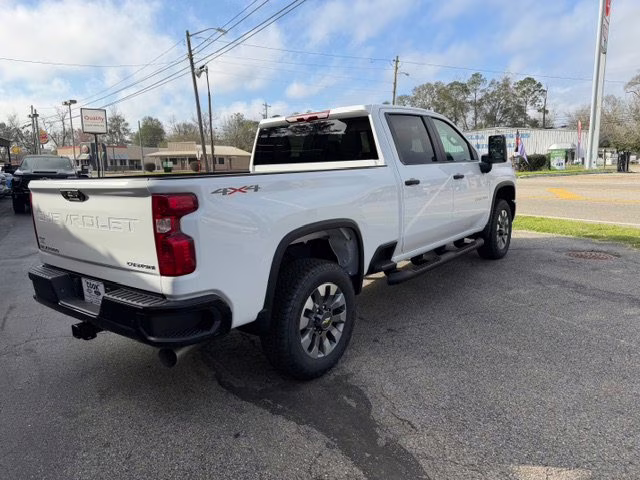 2026 Summit White Chevrolet Silverado 2500 HD Custom 4X4 Truck