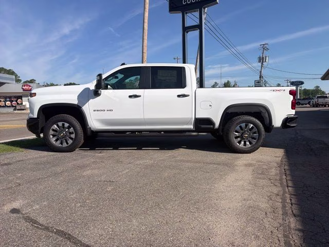 2026 Summit White Chevrolet Silverado 2500HD Custom 4X4 Truck