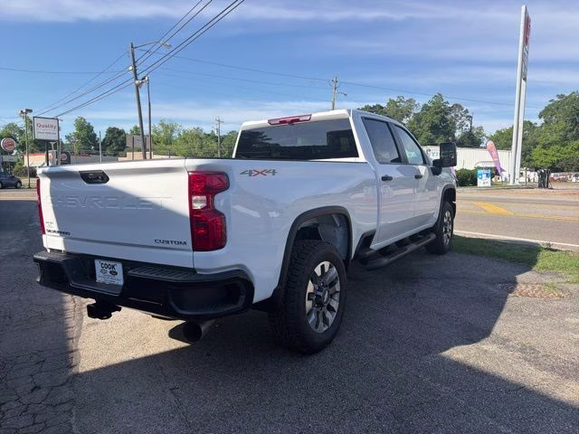 2026 Summit White Chevrolet Silverado 2500HD Custom 4X4 Truck