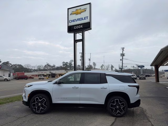 2026 Polar White Tricoat Chevrolet Traverse High Country FWD SUV