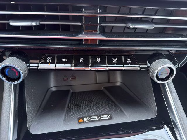 2026 Sterling Gray Metallic Chevrolet Traverse High Country FWD SUV