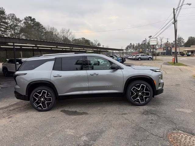 2026 Sterling Gray Metallic Chevrolet Traverse High Country FWD SUV