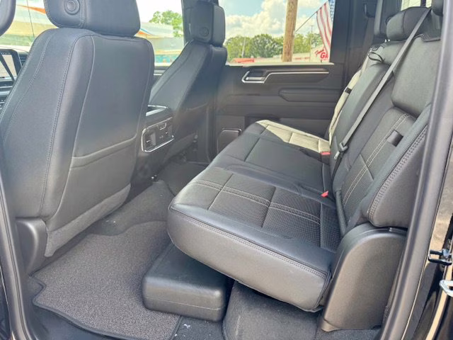 2025 Black Chevrolet Silverado 2500 HD High Country 4X4 Truck