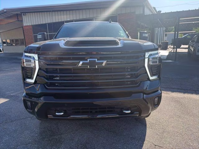 2025 Black Chevrolet Silverado 2500HD High Country 4X4 Truck