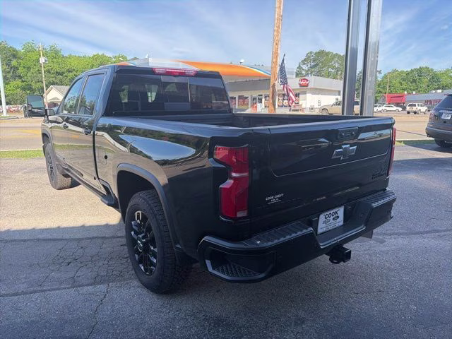 2025 Black Chevrolet Silverado 2500HD High Country 4X4 Truck