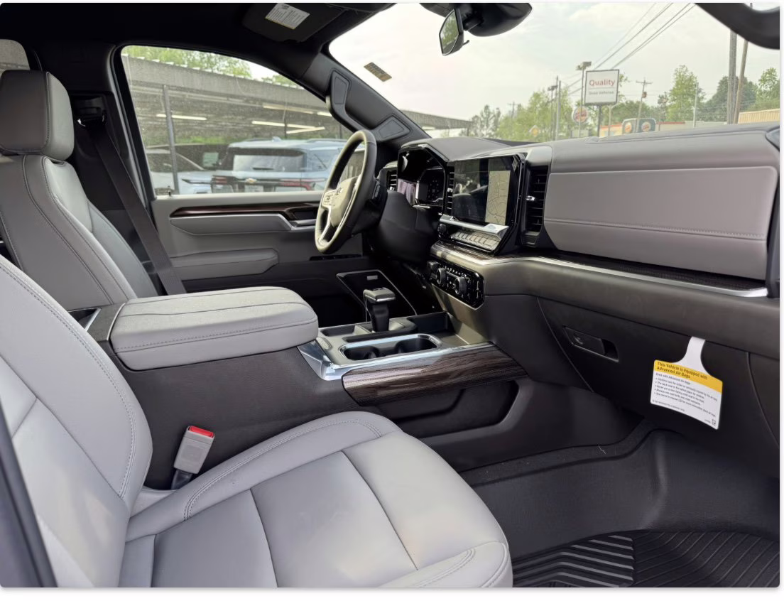 2025 Summit White Chevrolet Silverado 1500 RST 4X4 Truck