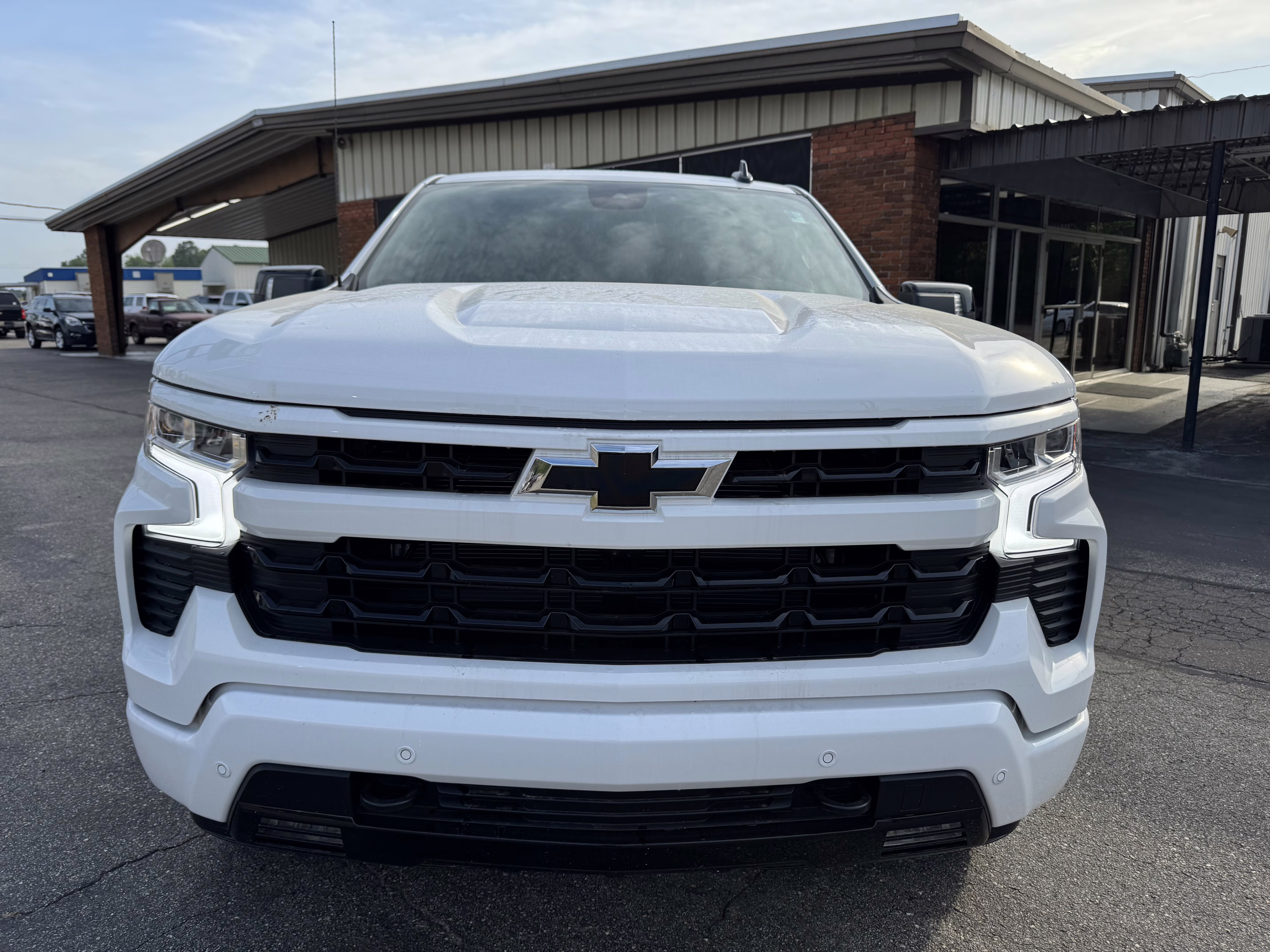 2025 Summit White Chevrolet Silverado 1500 RST 4X4 Truck