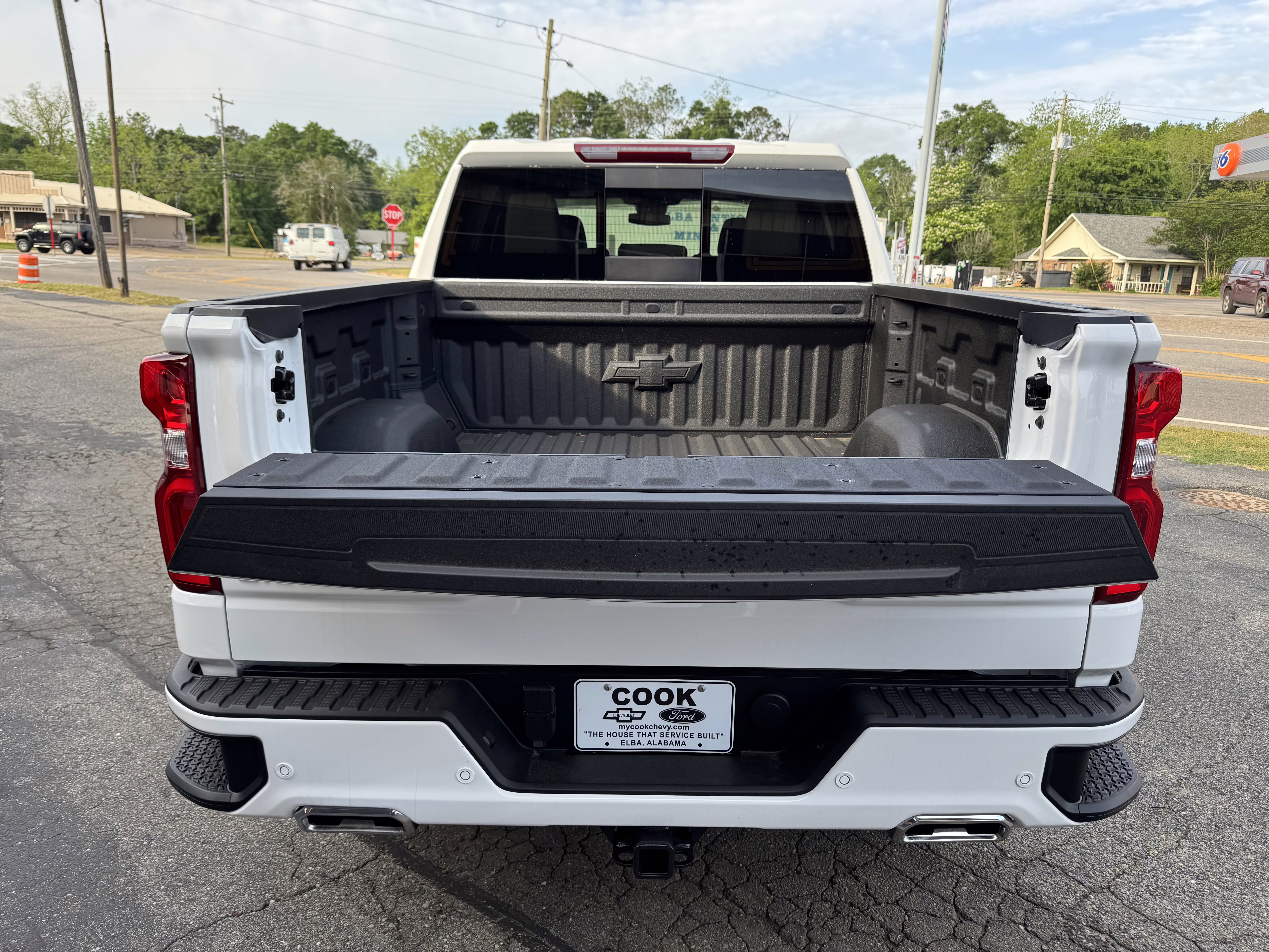 2025 Summit White Chevrolet Silverado 1500 RST 4X4 Truck