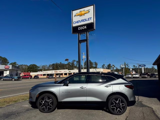 2025 Sterling Gray Metallic Chevrolet Blazer RS FWD SUV
