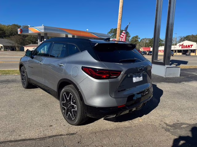 2025 Sterling Gray Metallic Chevrolet Blazer RS FWD SUV