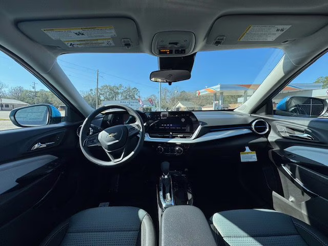 2026 Marina Blue Metallic Chevrolet Trax LT FWD SUV