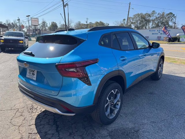 2026 Marina Blue Metallic Chevrolet Trax LT FWD SUV