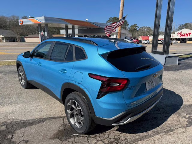 2026 Marina Blue Metallic Chevrolet Trax LT FWD SUV
