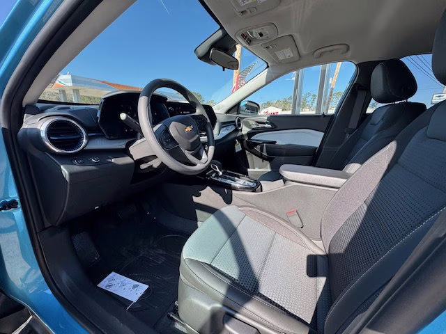 2026 Marina Blue Metallic Chevrolet Trax LT FWD SUV