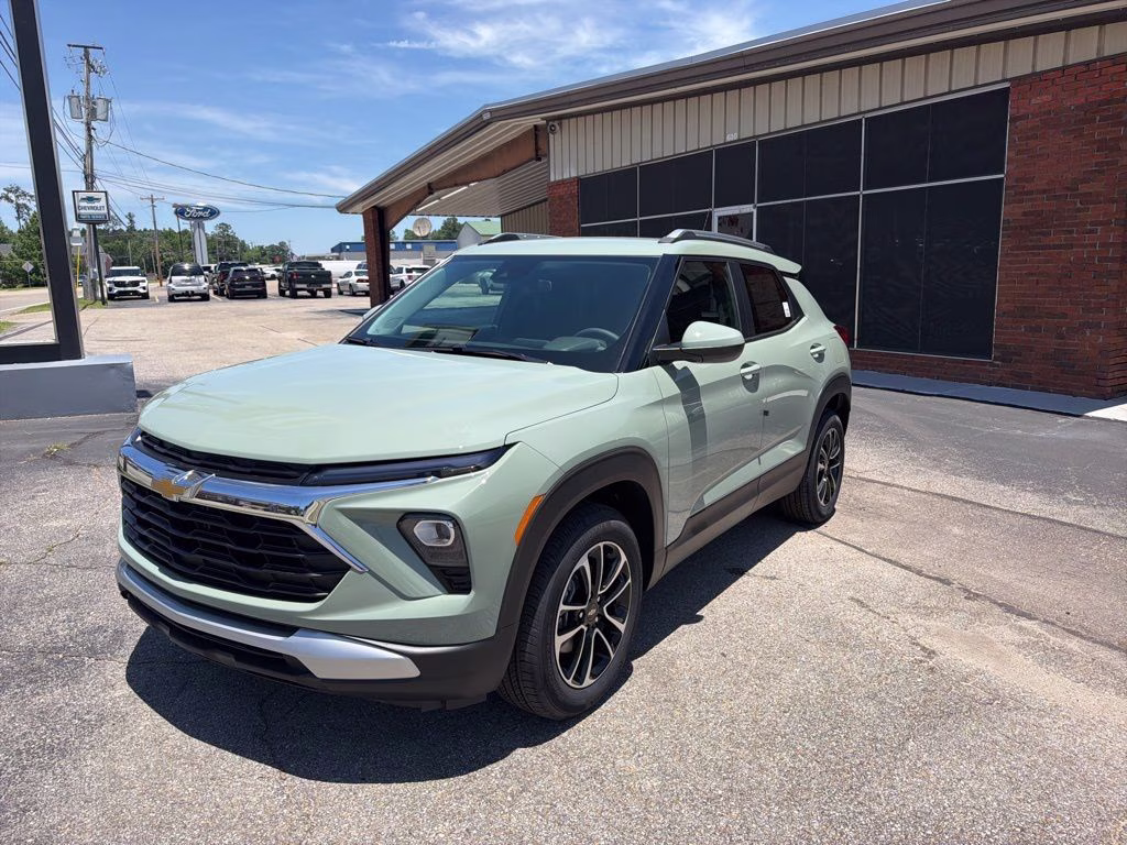2026 Cacti Green Chevrolet Trailblazer LT FWD SUV