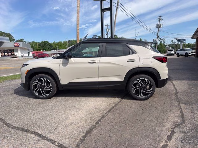 2026 White Sands Chevrolet Trailblazer RS FWD SUV