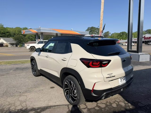 2026 White Sands Chevrolet Trailblazer RS FWD SUV