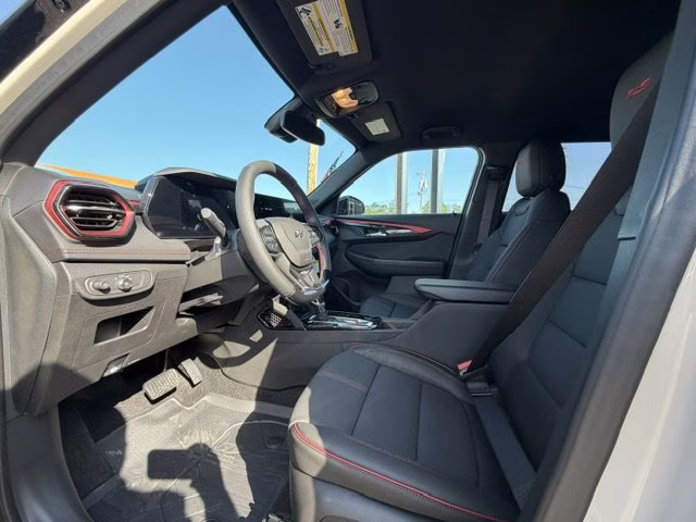 2026 White Sands Chevrolet Trailblazer RS FWD SUV